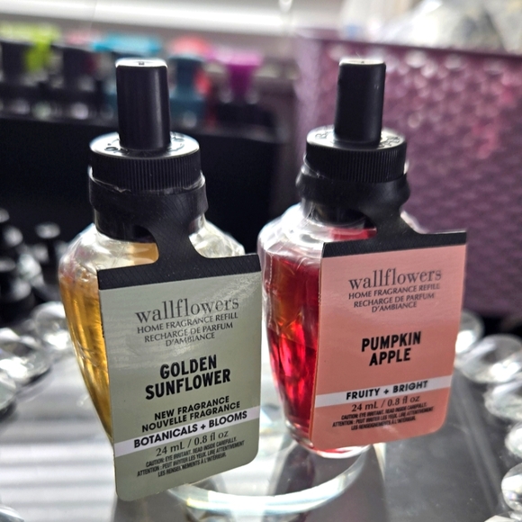 Golden Sunflower 🌻 + Pumpkin Apple 🍎 WALLFLOWER Refills • Bath and Body Works - Picture 2 of 3